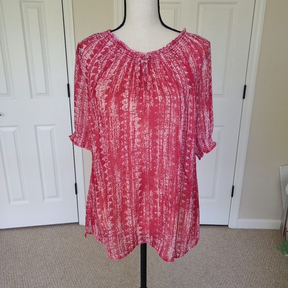 Chico's Semi-Sheer Short Sleeve Top Elastic Smocked Waist Sleeve Neck Red White
